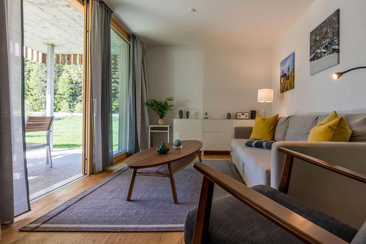 Montela Hotel & Resort - Suiten ساس-غروند المظهر الخارجي الصورة